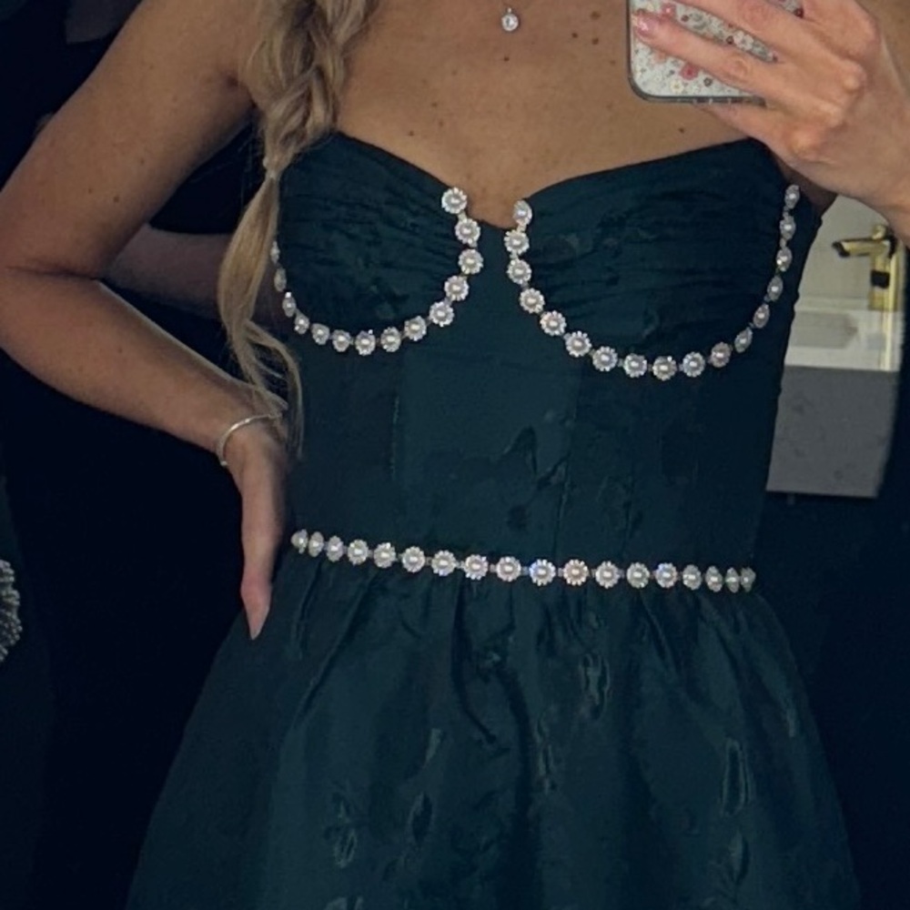 V. Chapman Dark Green Pearl-Trim Maxi Dress - Picture 6 of 8
